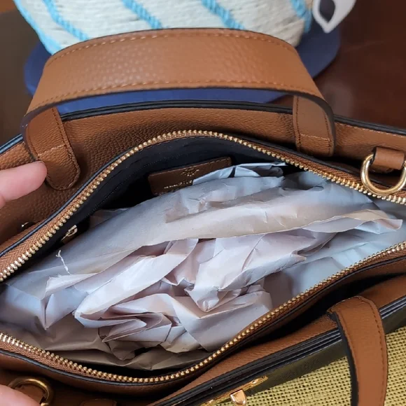 Nanette Lepore Black and Tan Purse - Picture 9 of 16